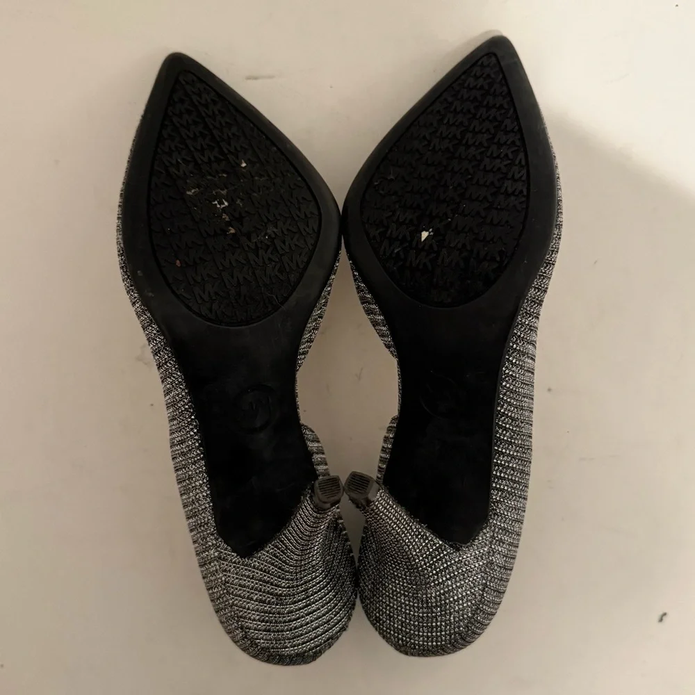 MICHAEL Michael Kors Nathalie Flex High D’Orsay Pump Heels Silver Chain Mesh 7